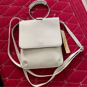 Collectionf 18 Crossbody Bag - White.